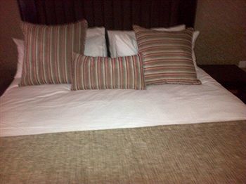 Quo Vadis Hotel Abuja Ngoại thất bức ảnh