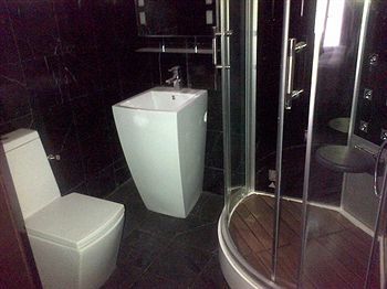 Quo Vadis Hotel Abuja Ngoại thất bức ảnh